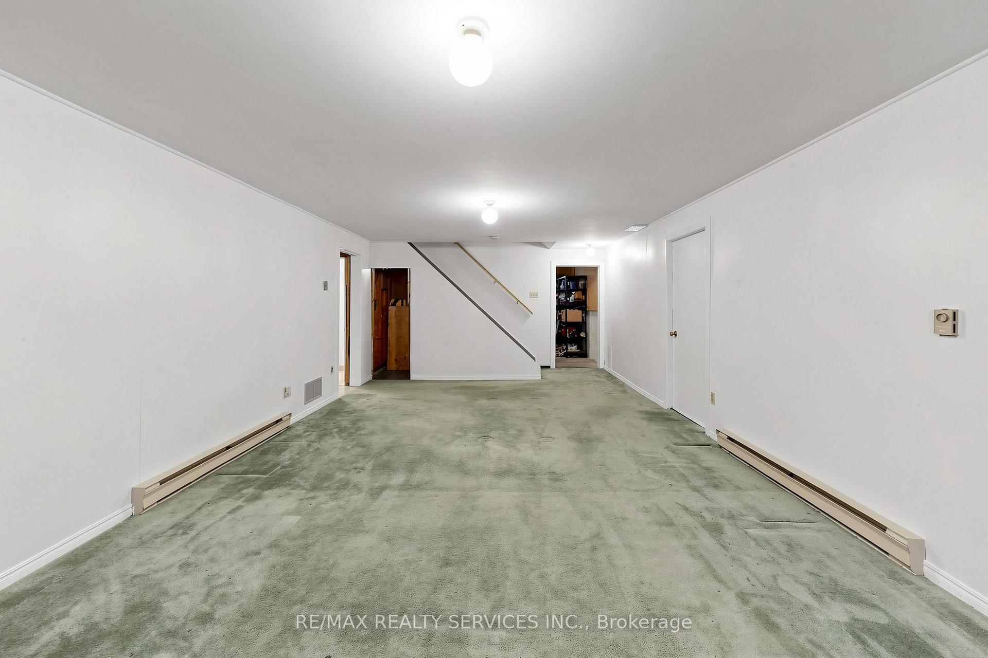 Photo 38 of 25 Malcolm Crescent, Brampton, Central Park — HOMEH