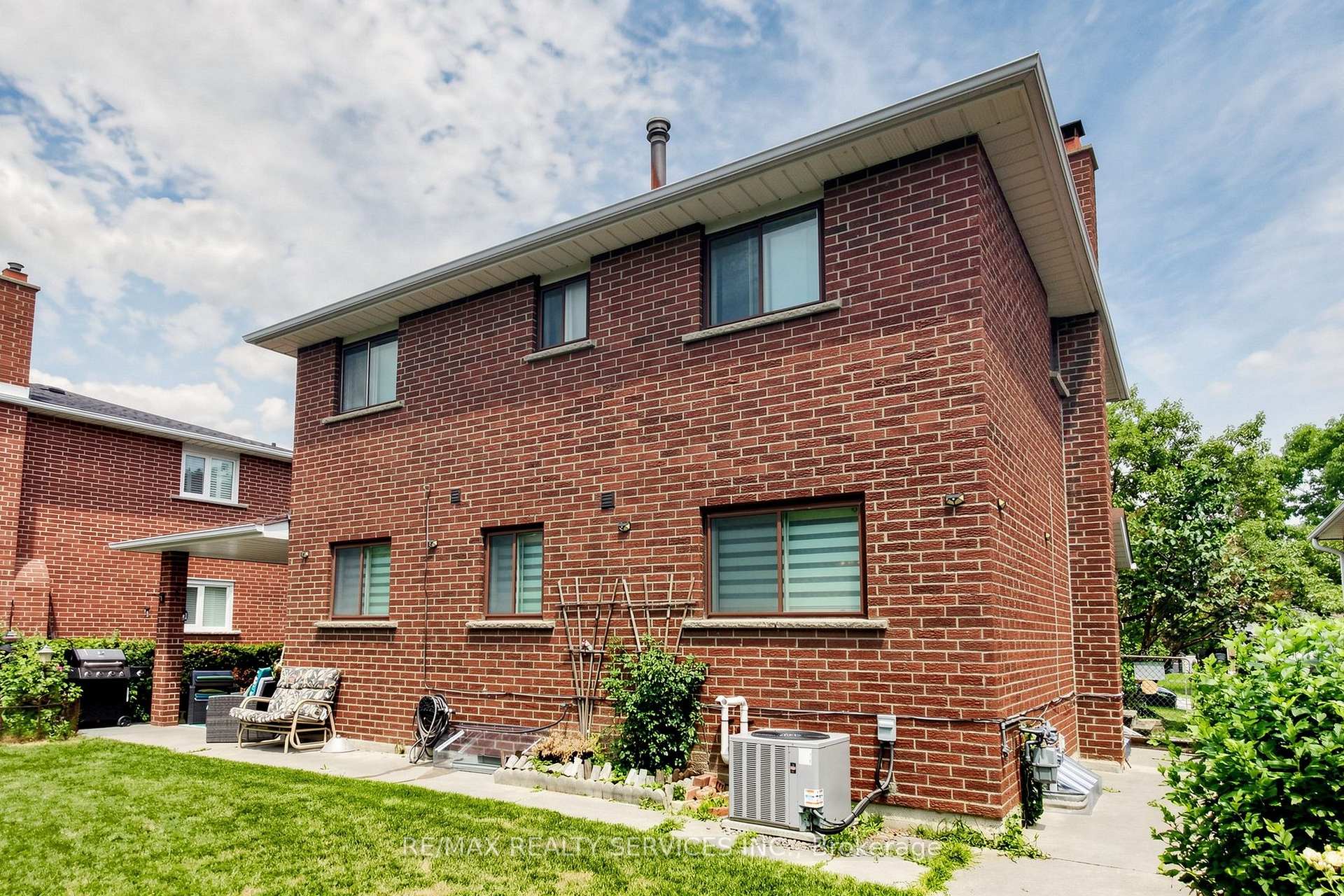 Photo 49 of 25 Malcolm Crescent, Brampton, Central Park — HOMEH