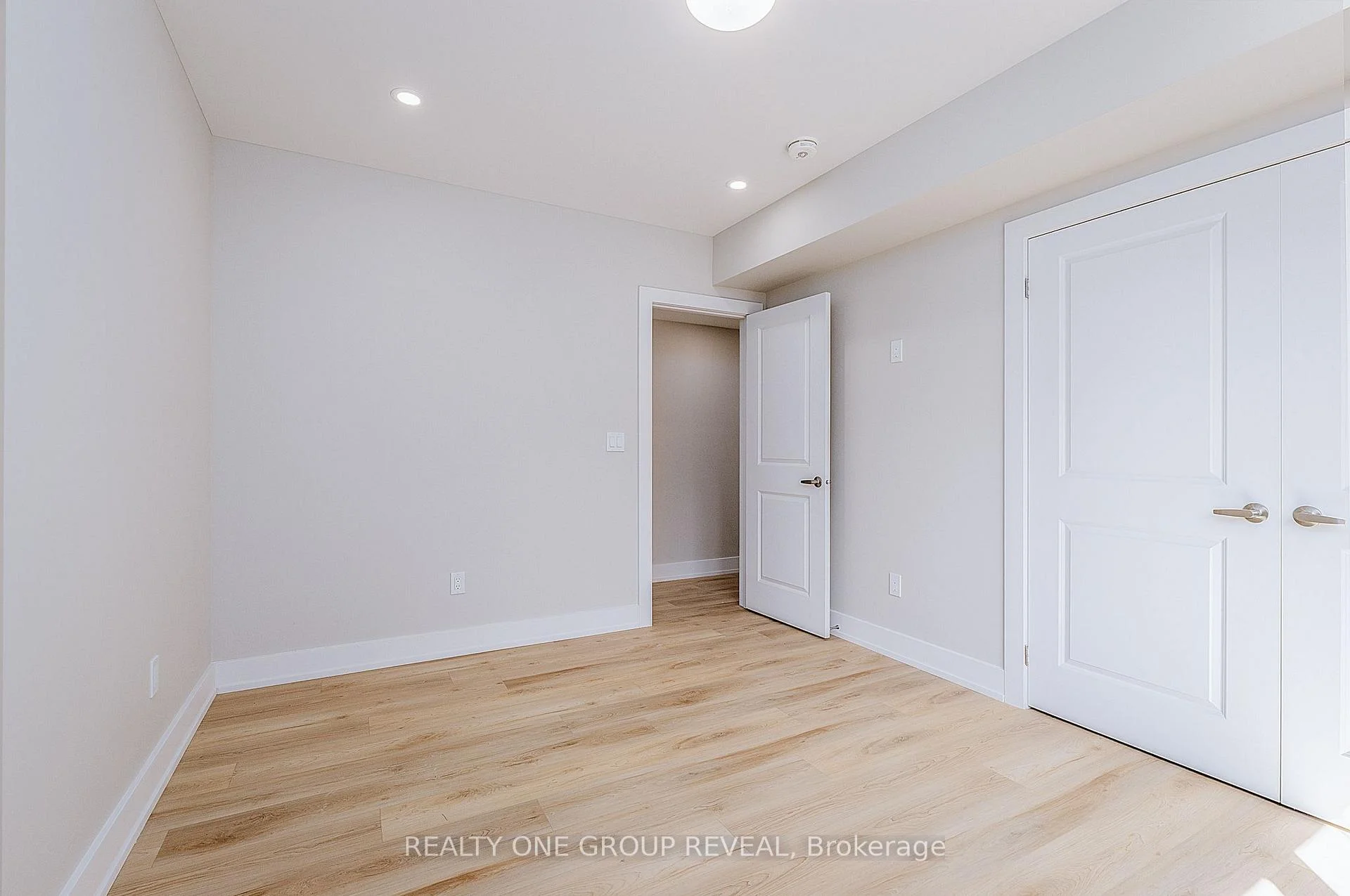 Photo 16 of Unit 1, 24 Queen Street, Clarington, Bowmanville — HOMEH