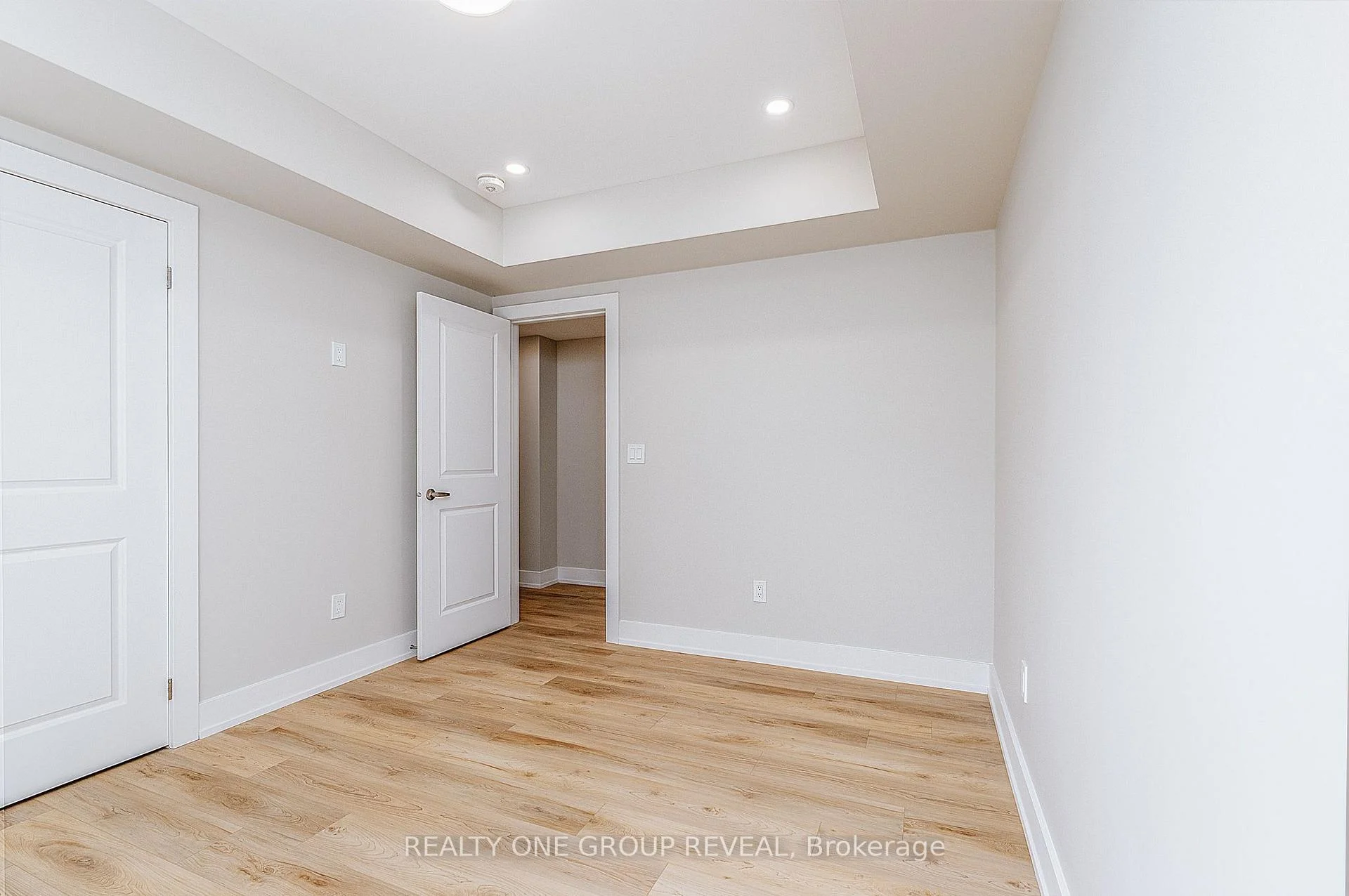 Photo 19 of Unit 1, 24 Queen Street, Clarington, Bowmanville — HOMEH