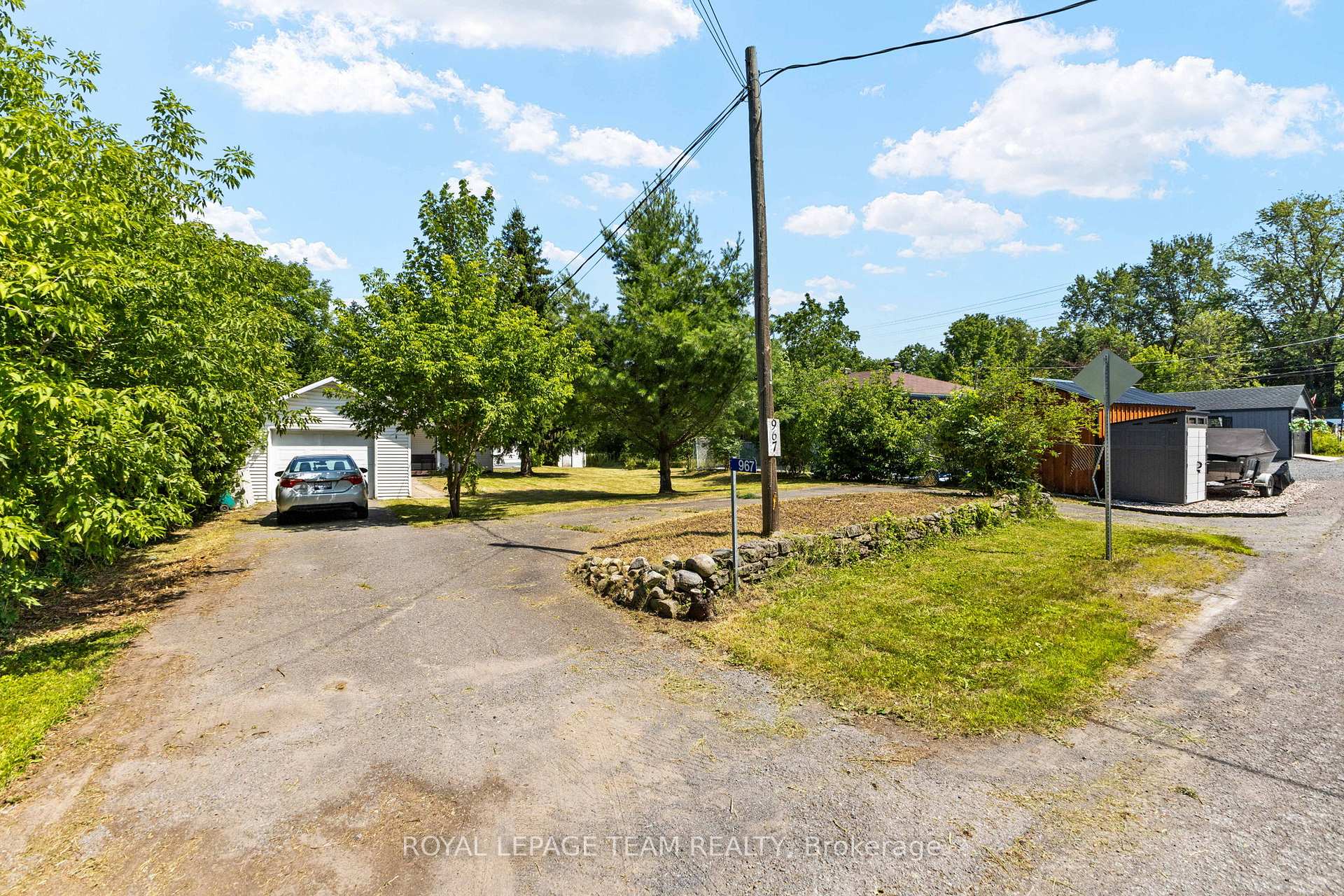 Photo 37 of 967 West Street, Ottawa, Cumberland Village — HOMEH