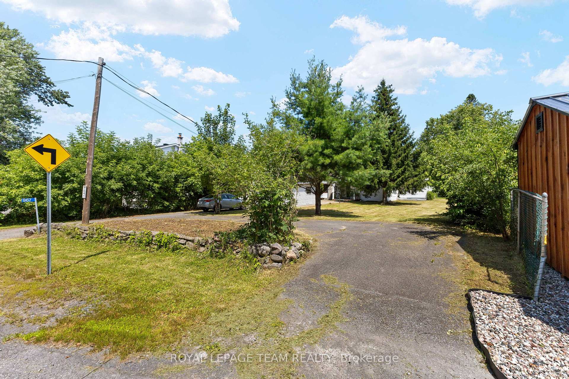 Photo 26 of 967 West Street, Ottawa, Cumberland Village — HOMEH