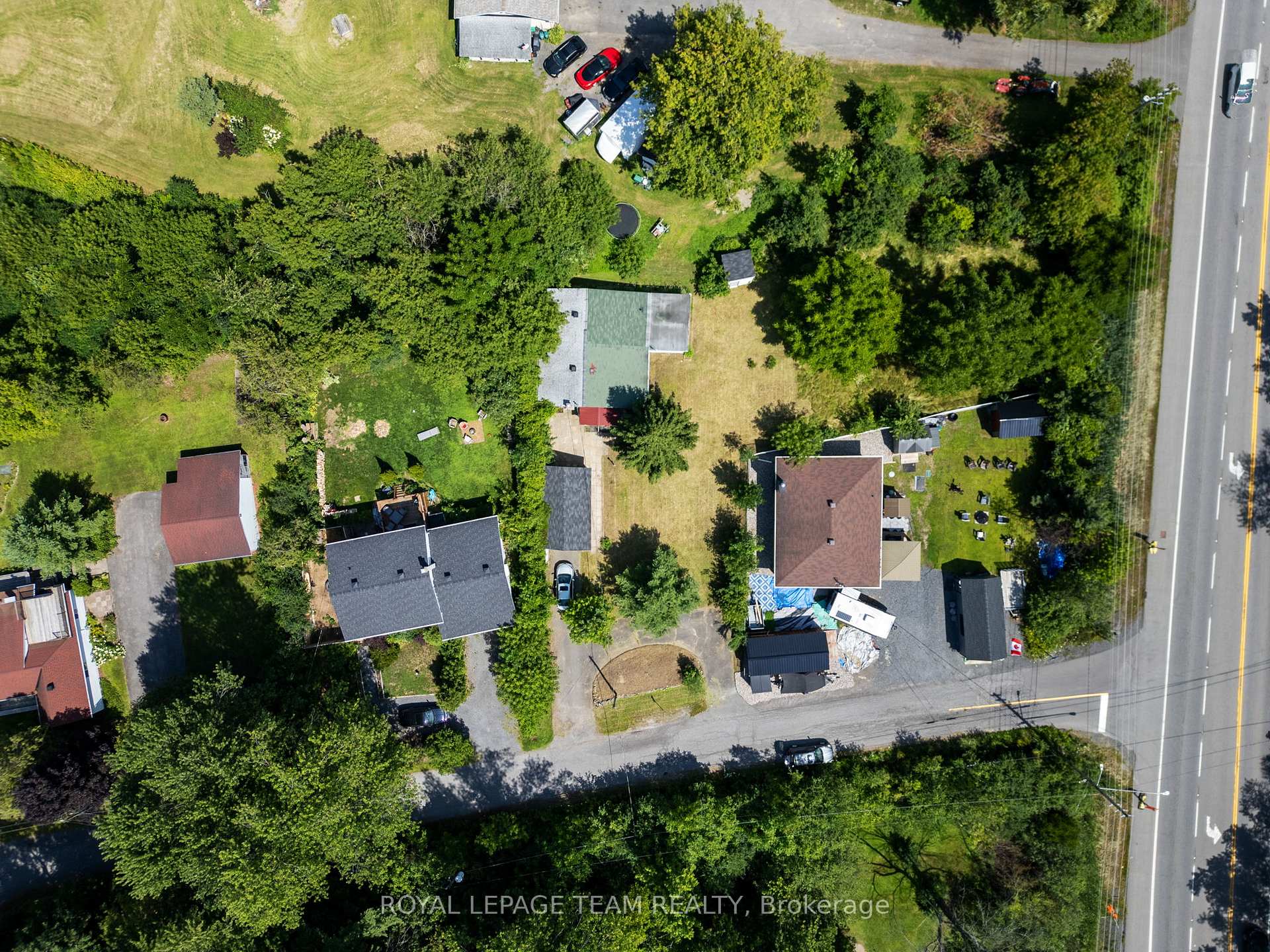Photo 38 of 967 West Street, Ottawa, Cumberland Village — HOMEH