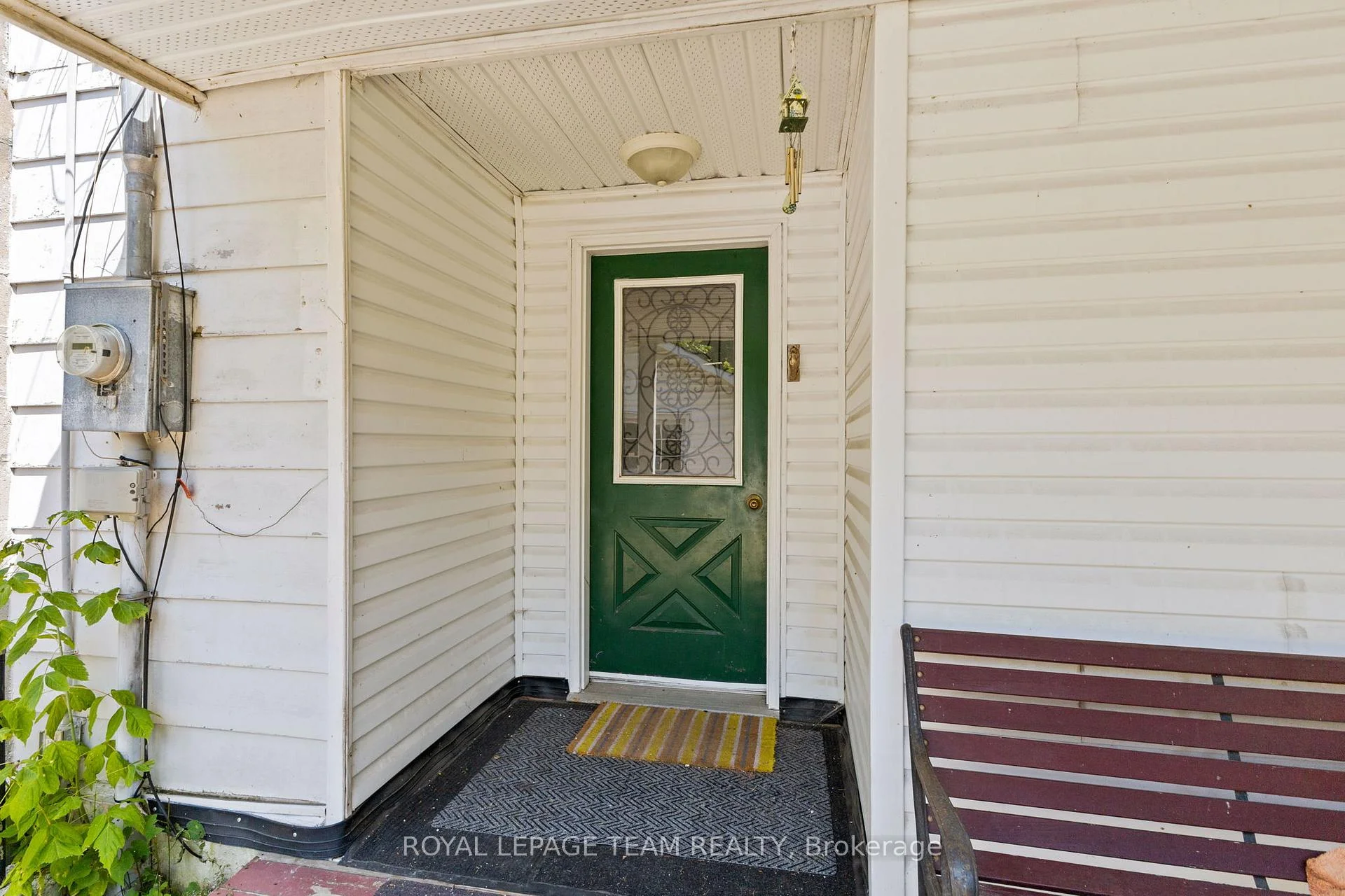 Photo 4 of 967 West Street, Ottawa, Cumberland Village — HOMEH