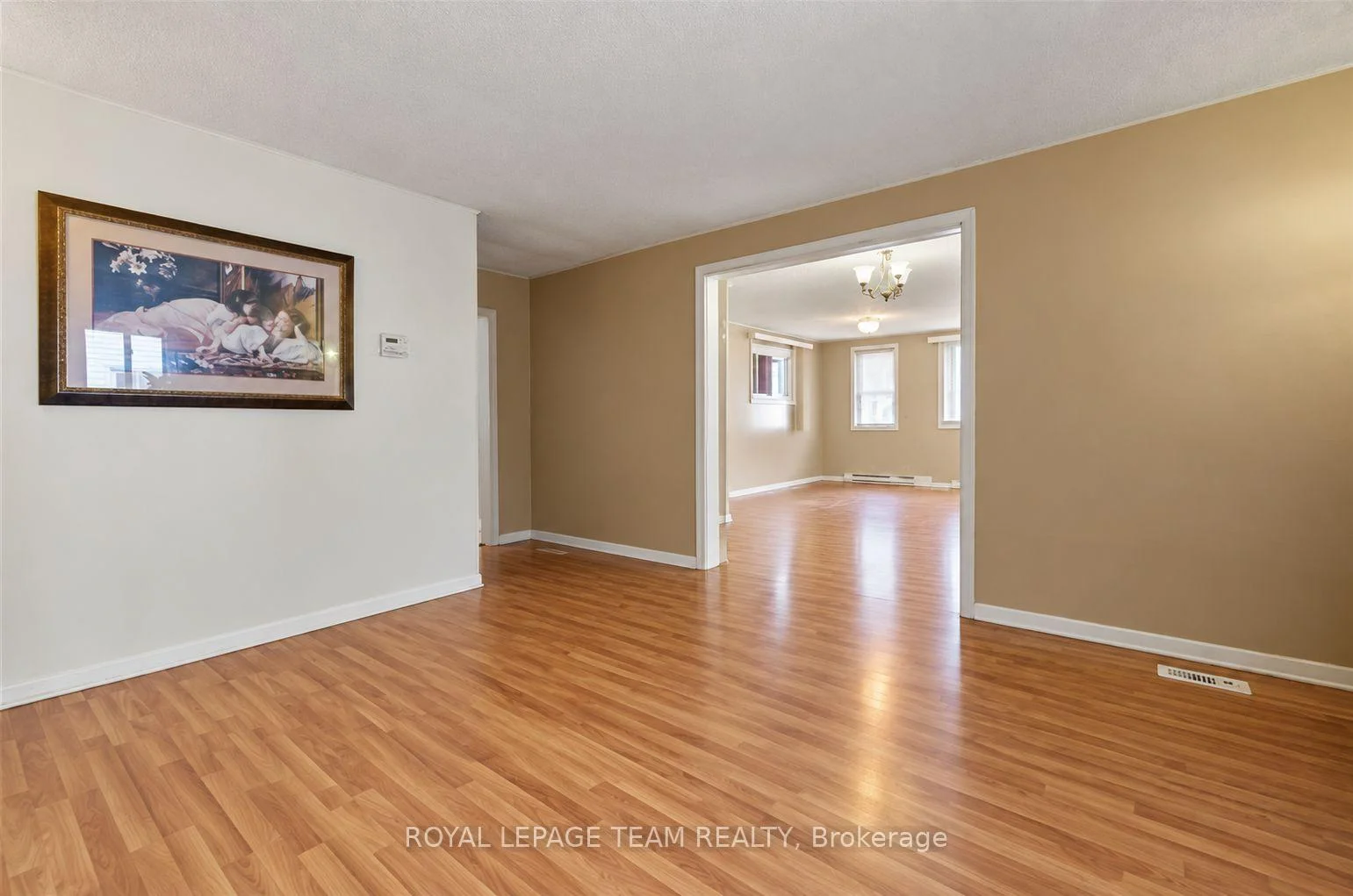 Photo 11 of 967 West Street, Ottawa, Cumberland Village — HOMEH