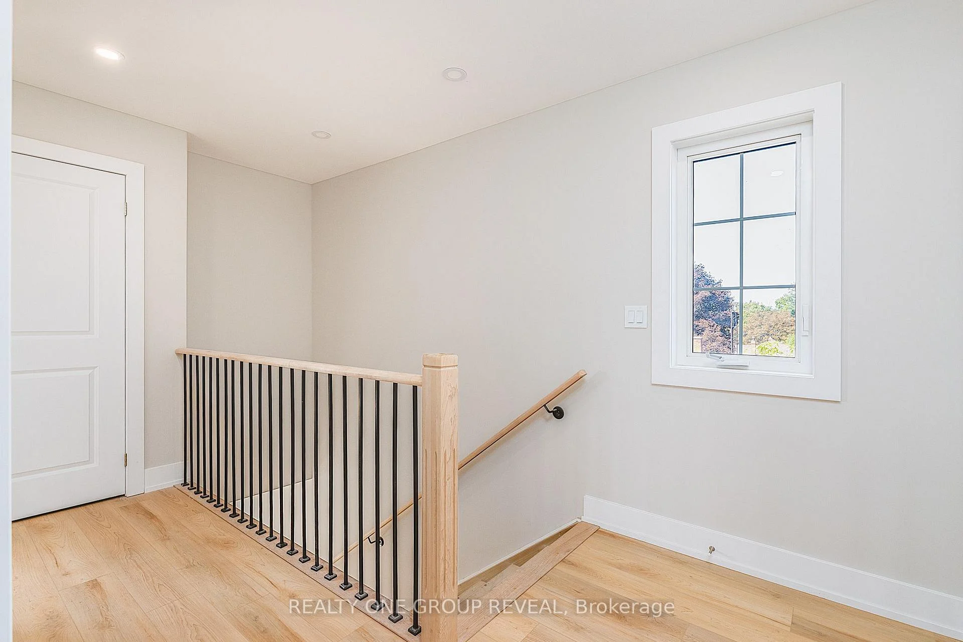 Photo 25 of Unit 2, 24 Queen Street, Clarington, Bowmanville — HOMEH