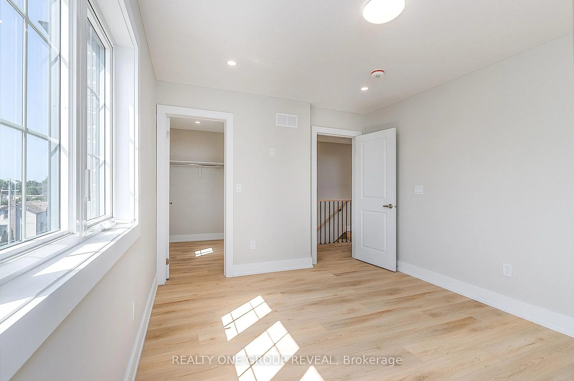 Photo 27 of Unit 2, 24 Queen Street, Clarington, Bowmanville — HOMEH