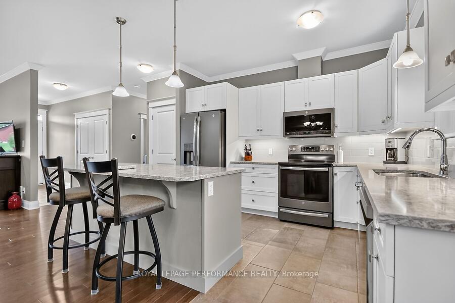 Photo 15 of 118 Stirling Crescent, North Grenville, North Grenville Twp (Kemptville East) — HOMEH