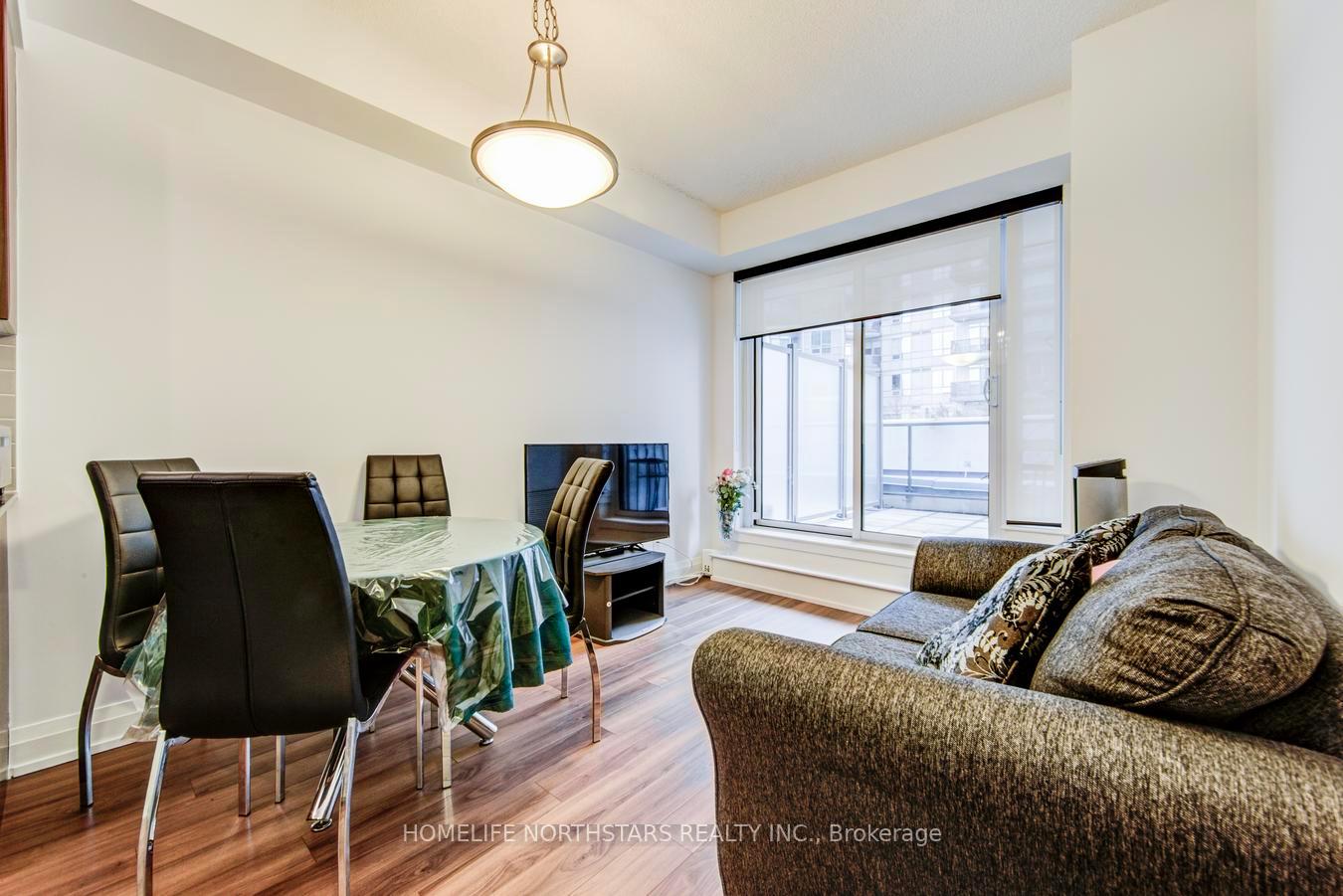 Photo 10 of Unit 432, 7165 Yonge Street, Markham, Grandview — HOMEH