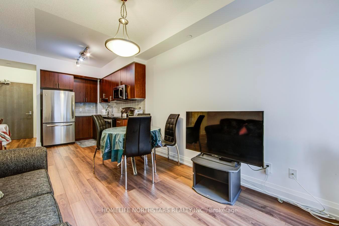 Photo 11 of Unit 432, 7165 Yonge Street, Markham, Grandview — HOMEH