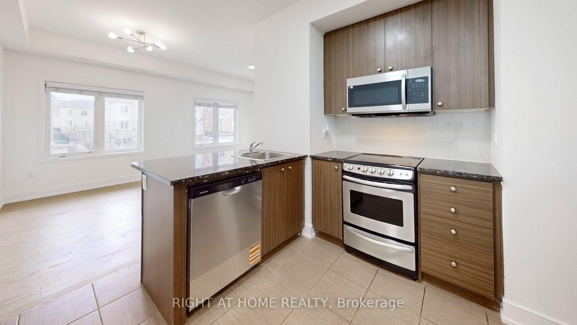 Photo 9 of Unit 258, 19 Coneflower Crescent, North York, Westminster-Branson — HOMEH