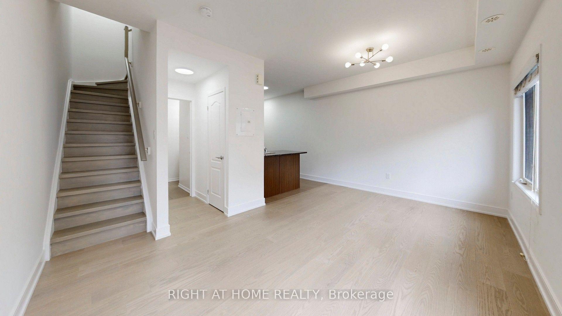 Photo 15 of Unit 258, 19 Coneflower Crescent, North York, Westminster-Branson — HOMEH