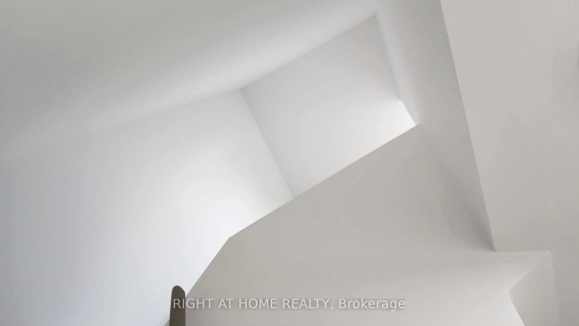 Photo 30 of Unit 258, 19 Coneflower Crescent, North York, Westminster-Branson — HOMEH