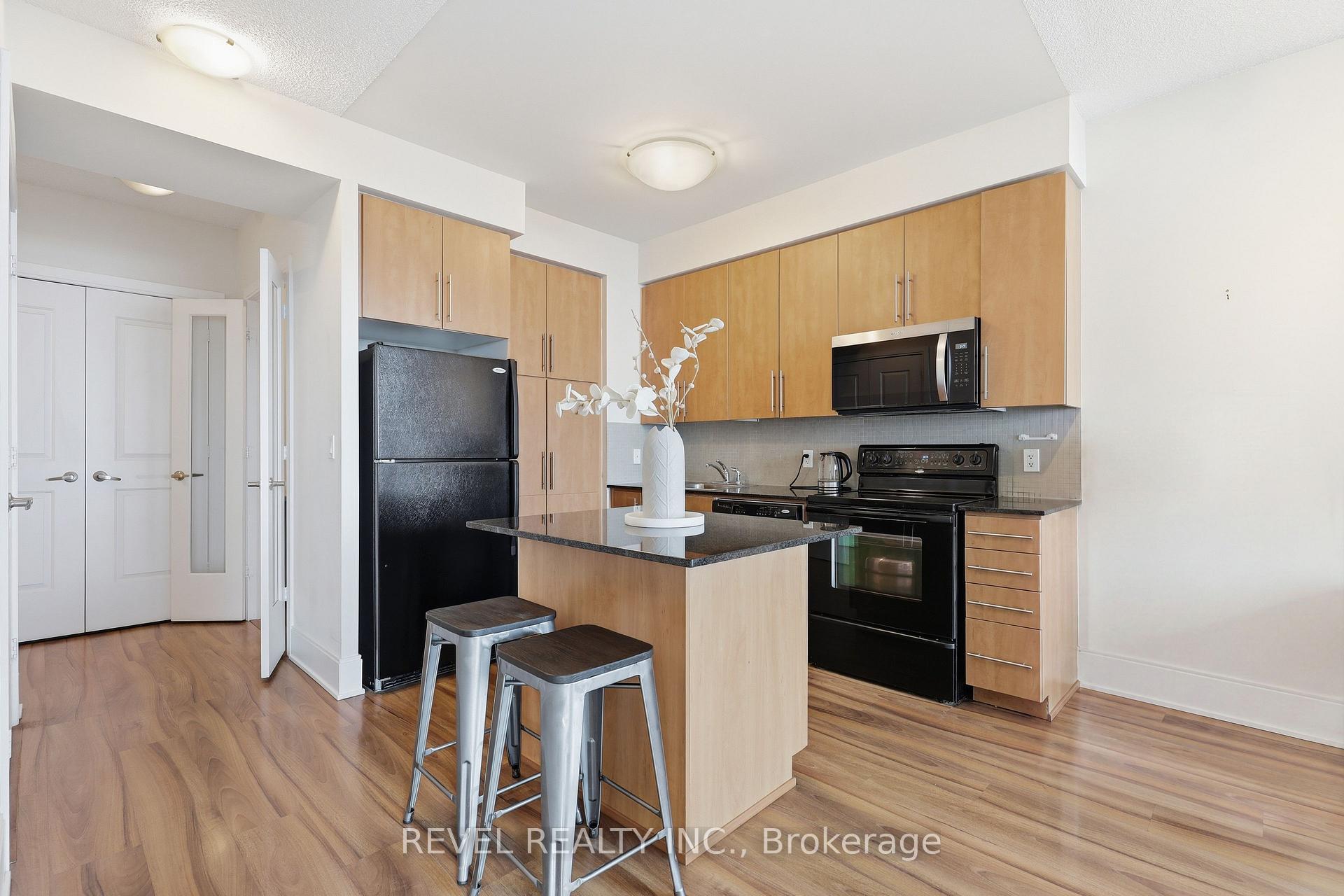 Photo 4 of Unit 3101, 330 Burnhamthorpe Road W, Mississauga, City Centre — HOMEH