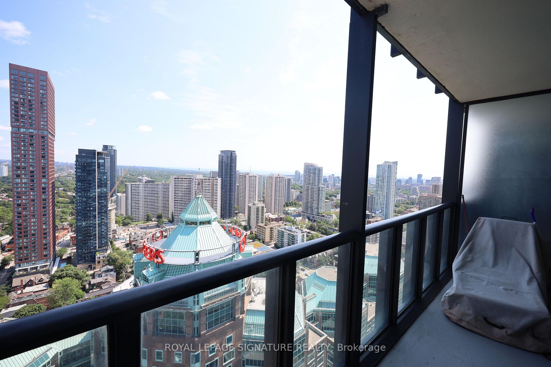 Photo 14 of 110 Charles Street E, Toronto, Church-Yonge Corridor — HOMEH