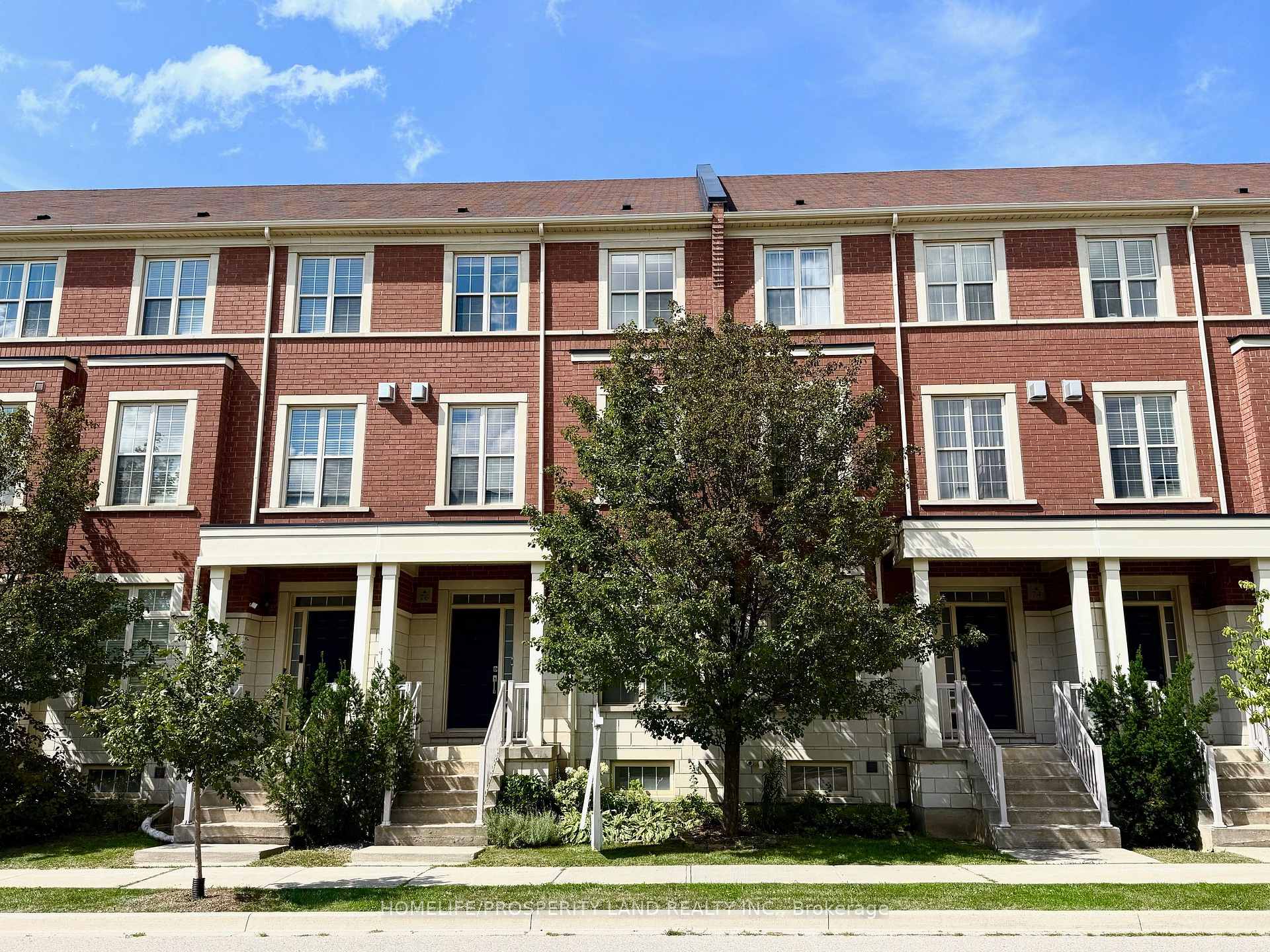 Photo 2 of 76 Donald Buttress Boulevard W, Markham, Cathedraltown — HOMEH