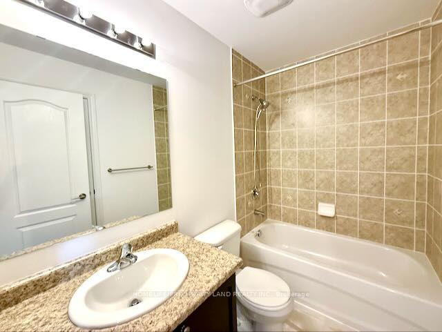 Photo 12 of 76 Donald Buttress Boulevard W, Markham, Cathedraltown — HOMEH
