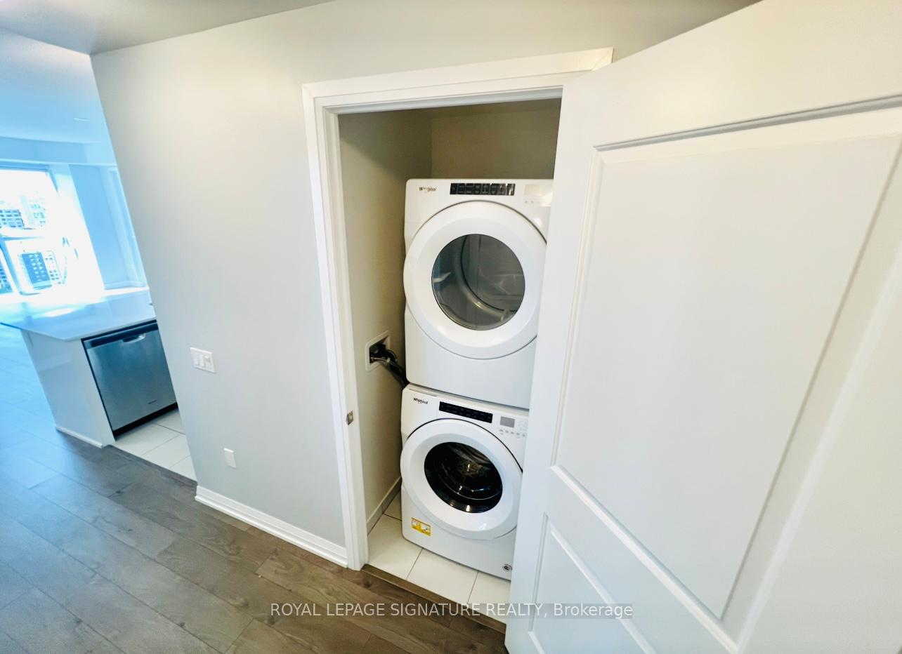 Photo 11 of Unit 2318, 35 Watergarden Drive, Mississauga, Hurontario — HOMEH
