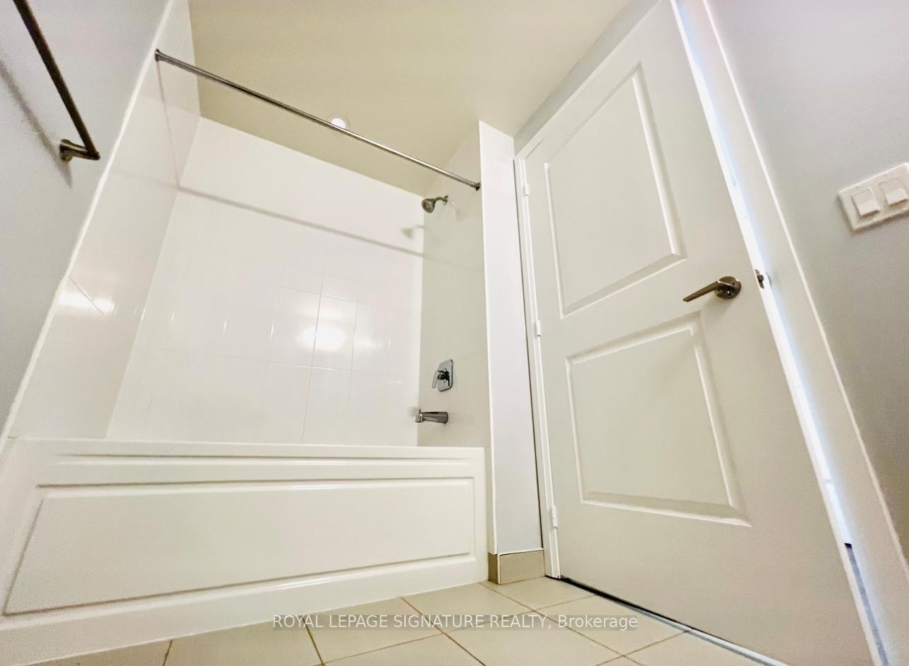 Photo 15 of Unit 2318, 35 Watergarden Drive, Mississauga, Hurontario — HOMEH