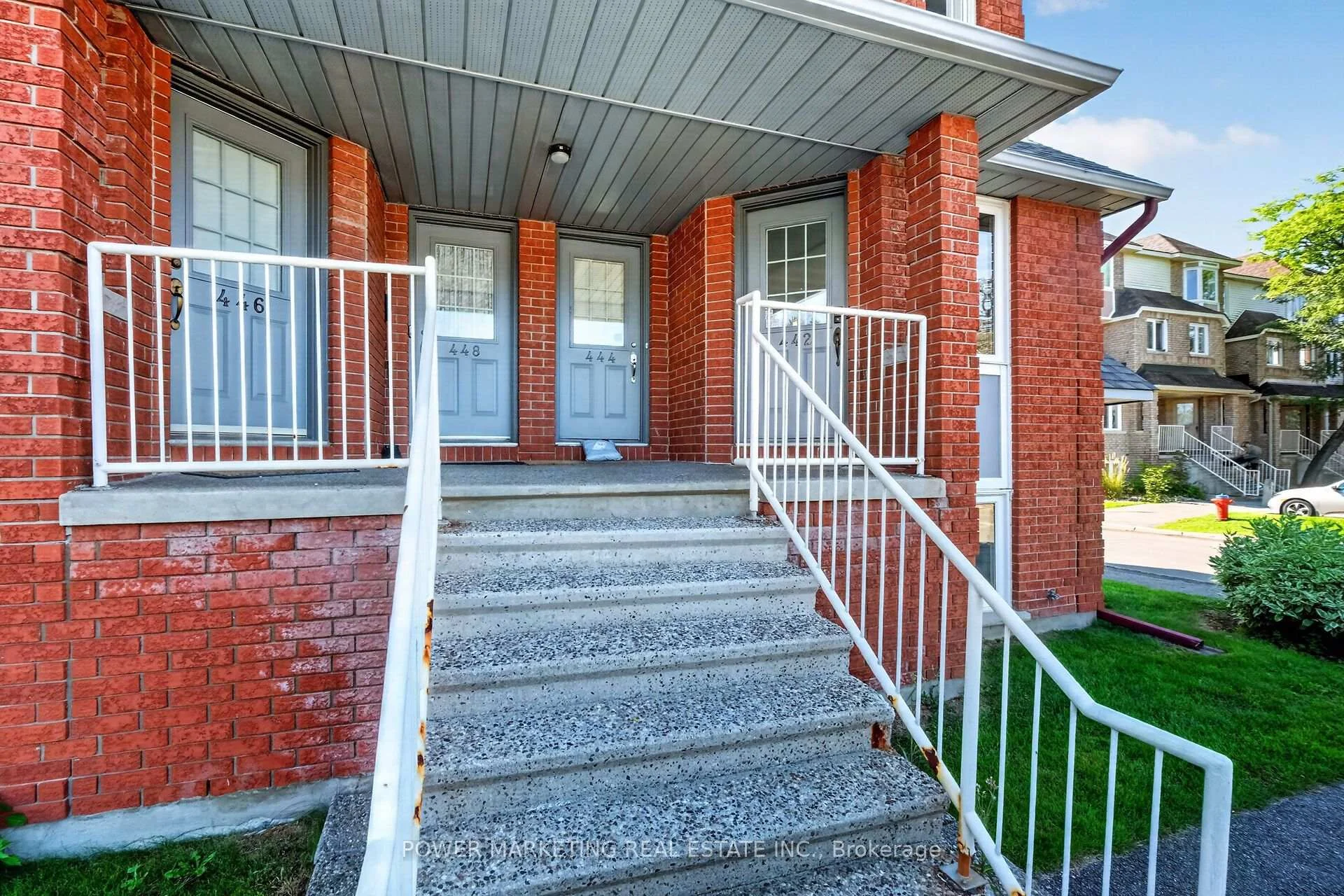 Photo 6 of 442 Briston Private, Ottawa, Hunt Club Park — HOMEH