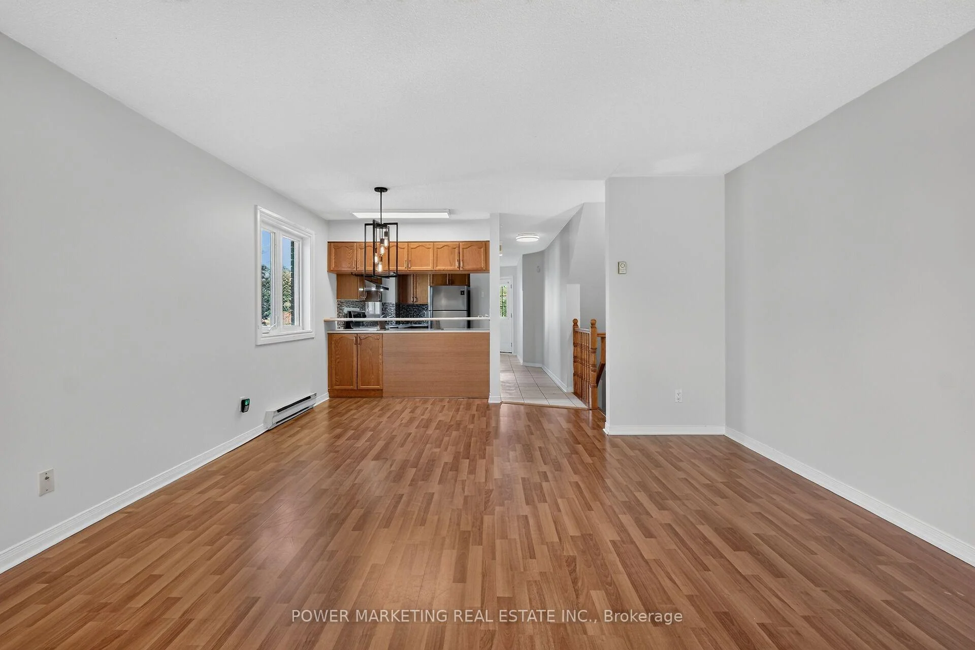 Photo 13 of 442 Briston Private, Ottawa, Hunt Club Park — HOMEH