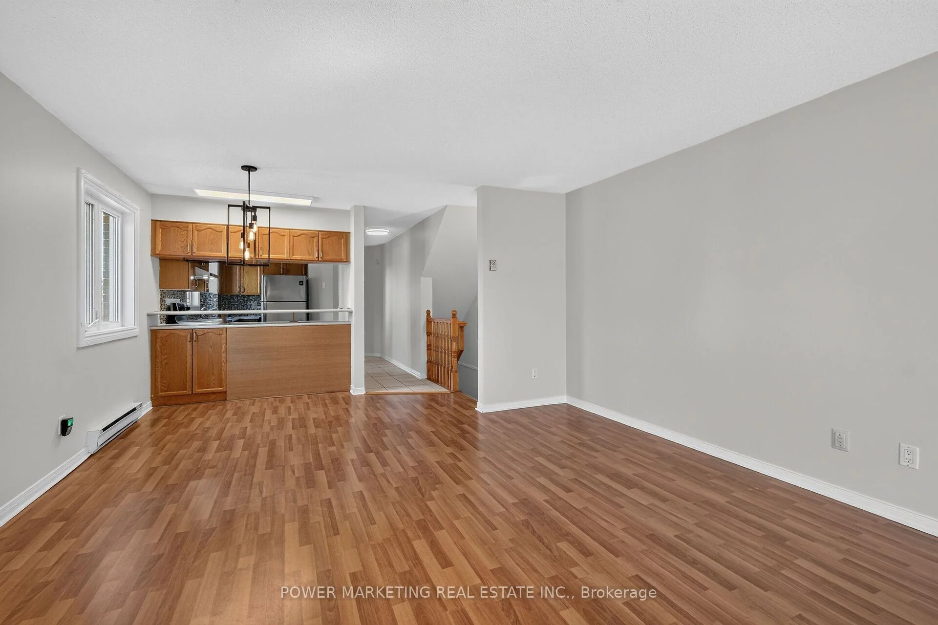 Photo 17 of 442 Briston Private, Ottawa, Hunt Club Park — HOMEH
