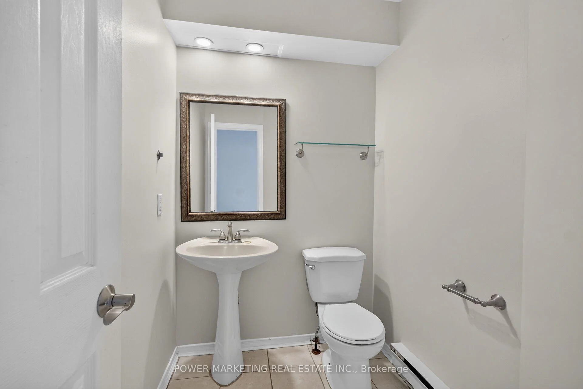 Photo 26 of 442 Briston Private, Ottawa, Hunt Club Park — HOMEH