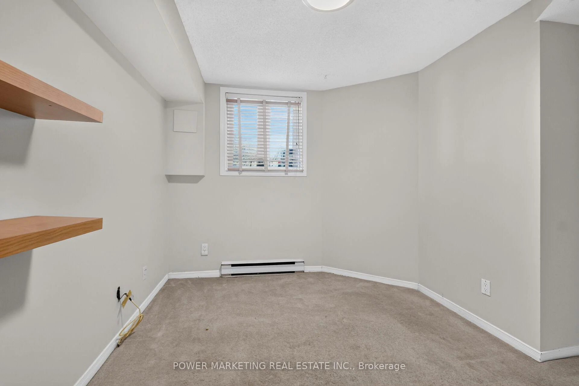 Photo 32 of 442 Briston Private, Ottawa, Hunt Club Park — HOMEH