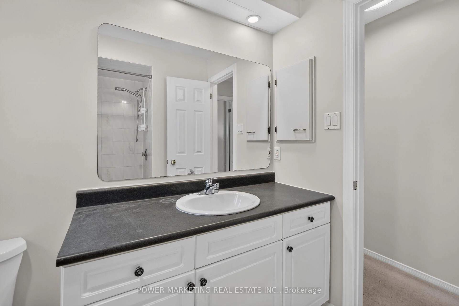 Photo 39 of 442 Briston Private, Ottawa, Hunt Club Park — HOMEH