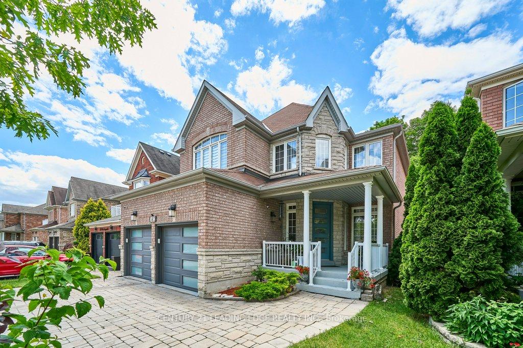 Photo 6 of 382 Via Campanile, Vaughan, Vellore Village — HOMEH