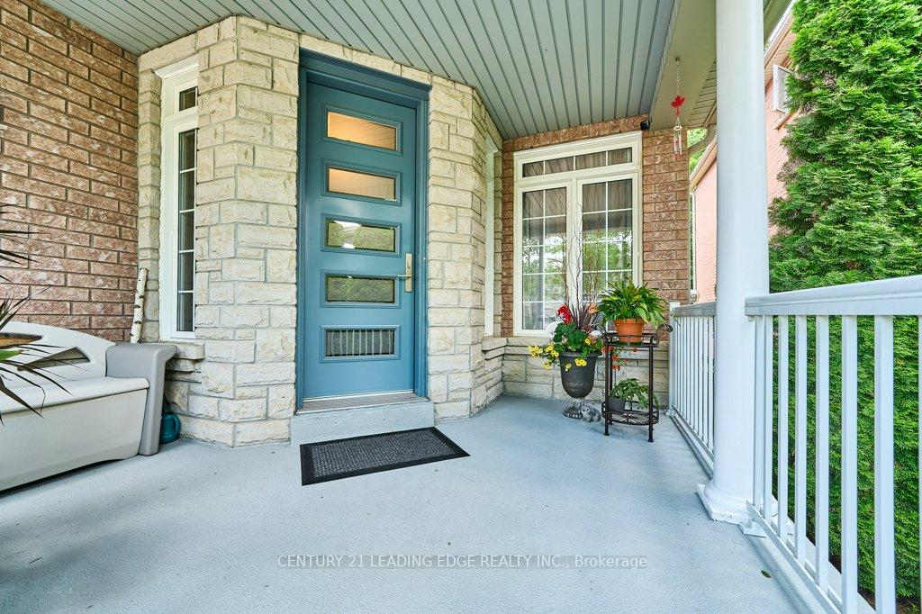 Photo 8 of 382 Via Campanile, Vaughan, Vellore Village — HOMEH