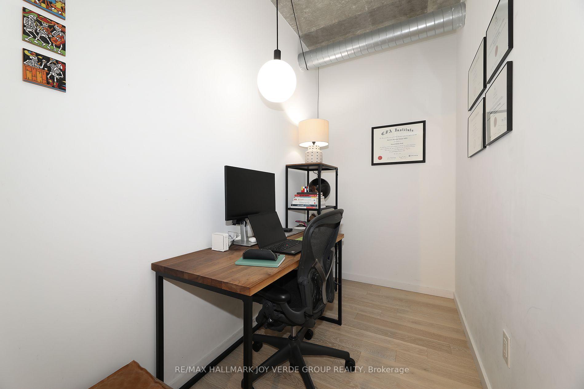 Photo 11 of Unit 1105, 170 Bayview Avenue, Toronto, Moss Park — HOMEH