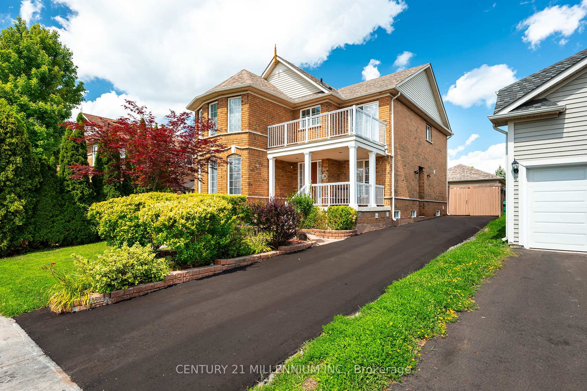 Photo of 33 Fletchers Creek Boulevard