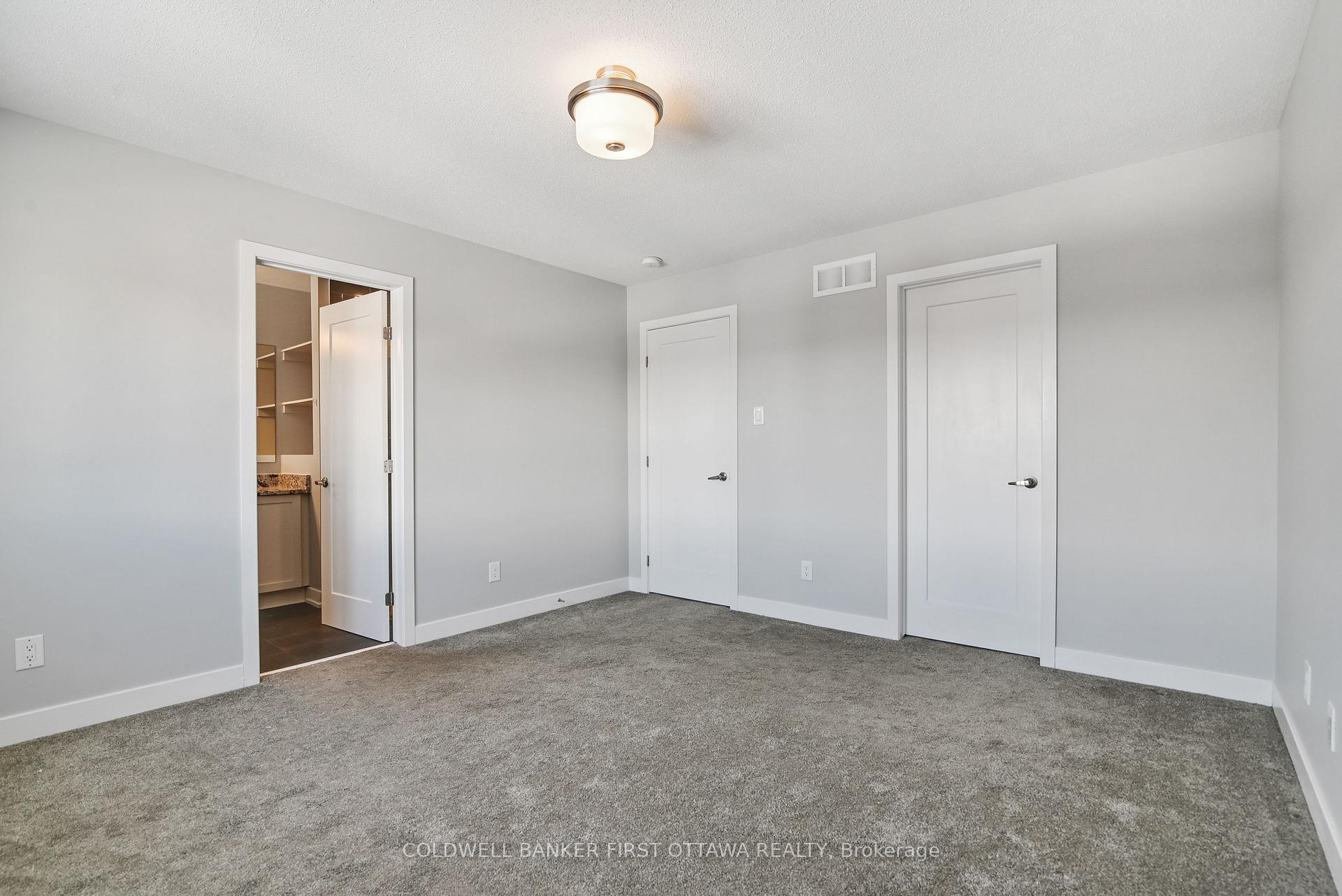 Photo 21 of 1042 Cobble Hill Drive, Ottawa, Barrhaven - Cedargrove/Fraserdale — HOMEH