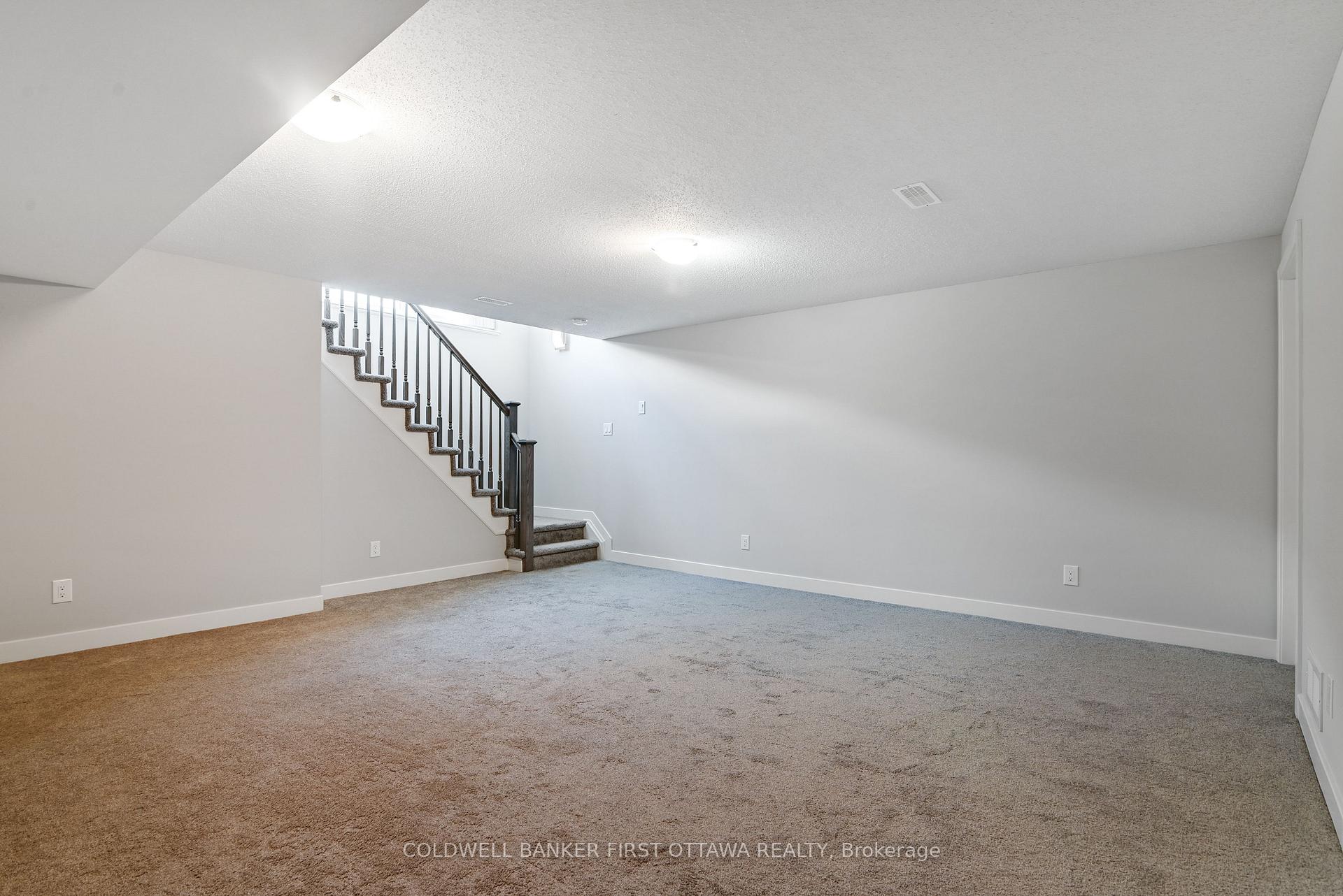 Photo 26 of 1042 Cobble Hill Drive, Ottawa, Barrhaven - Cedargrove/Fraserdale — HOMEH
