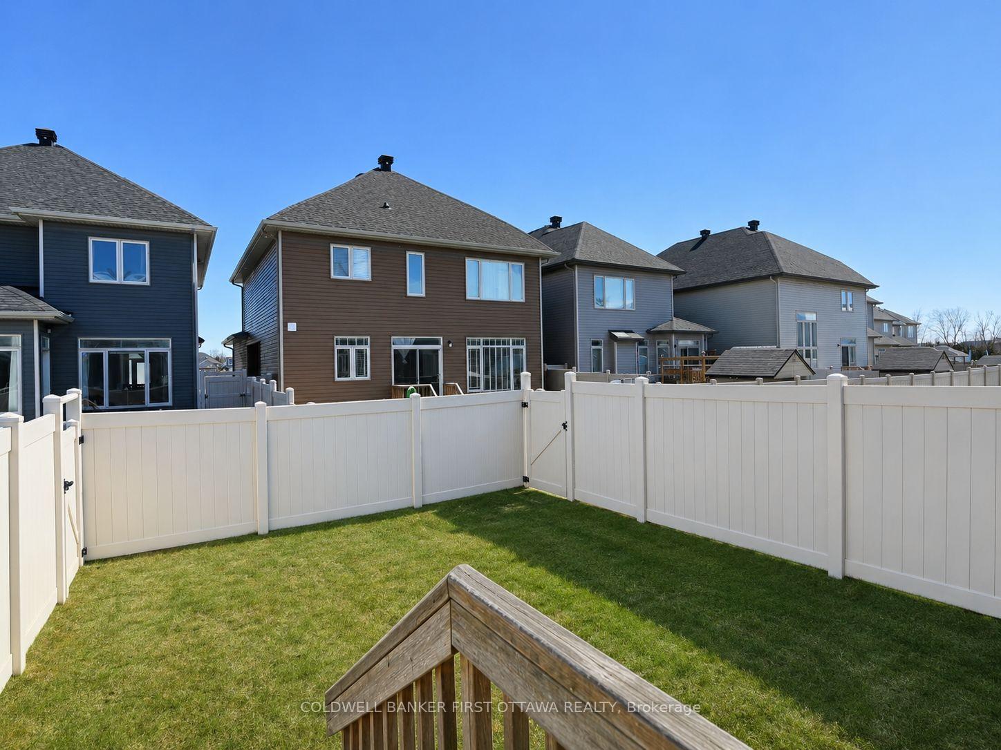 Photo 28 of 1042 Cobble Hill Drive, Ottawa, Barrhaven - Cedargrove/Fraserdale — HOMEH