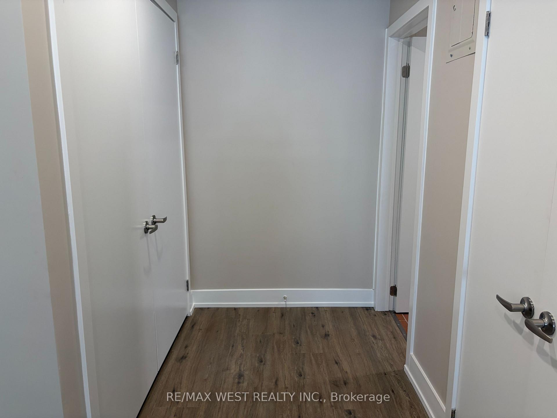 Photo 4 of Unit Apt 1, 1697 Dundas Street W, Toronto, Little Portugal — HOMEH