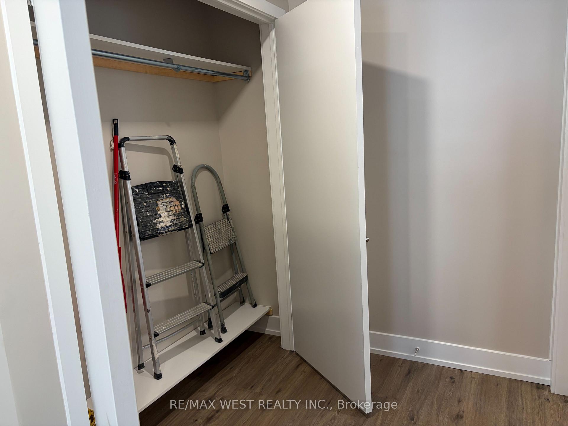Photo 5 of Unit Apt 1, 1697 Dundas Street W, Toronto, Little Portugal — HOMEH