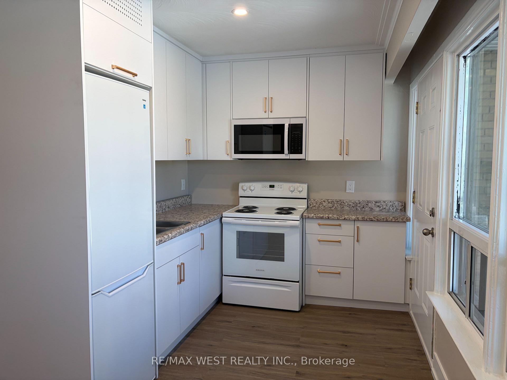 Photo 13 of Unit Apt 1, 1697 Dundas Street W, Toronto, Little Portugal — HOMEH