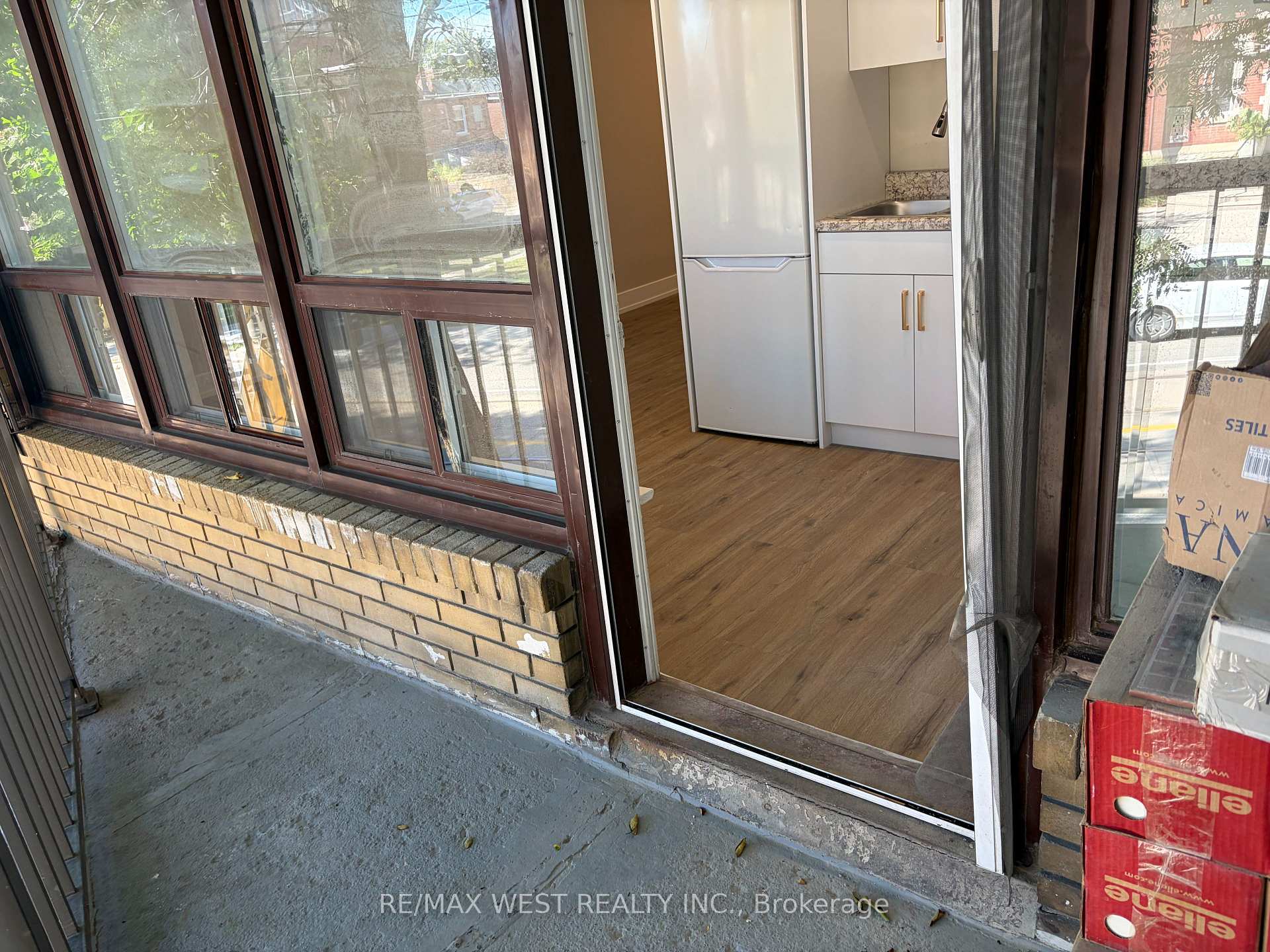 Photo 14 of Unit Apt 1, 1697 Dundas Street W, Toronto, Little Portugal — HOMEH