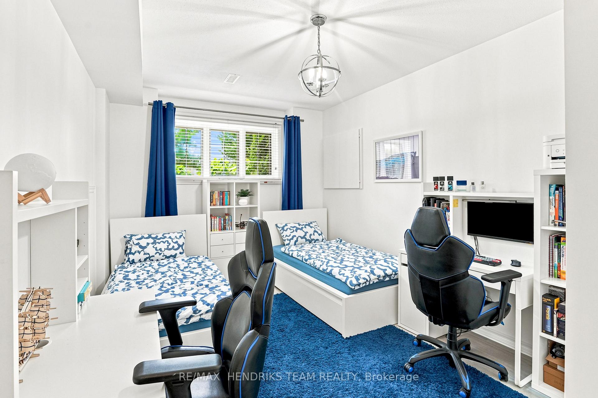 Photo 22 of 7032 Kelly Drive, Niagara Falls, Forestview — HOMEH