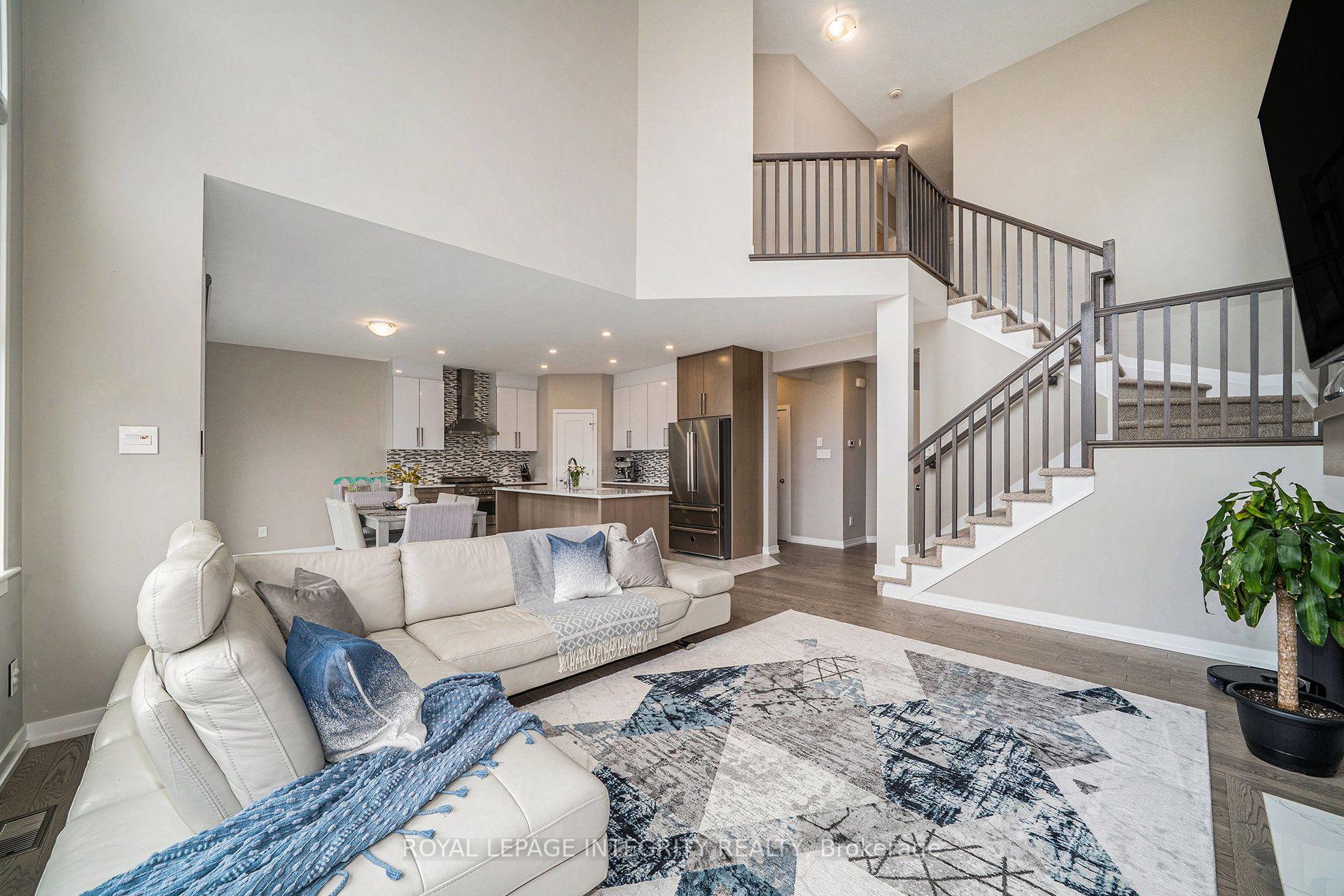 Photo 6 of 126 Groningen Street, Ottawa, Kanata - Emerald Meadows/Trailwest — HOMEH