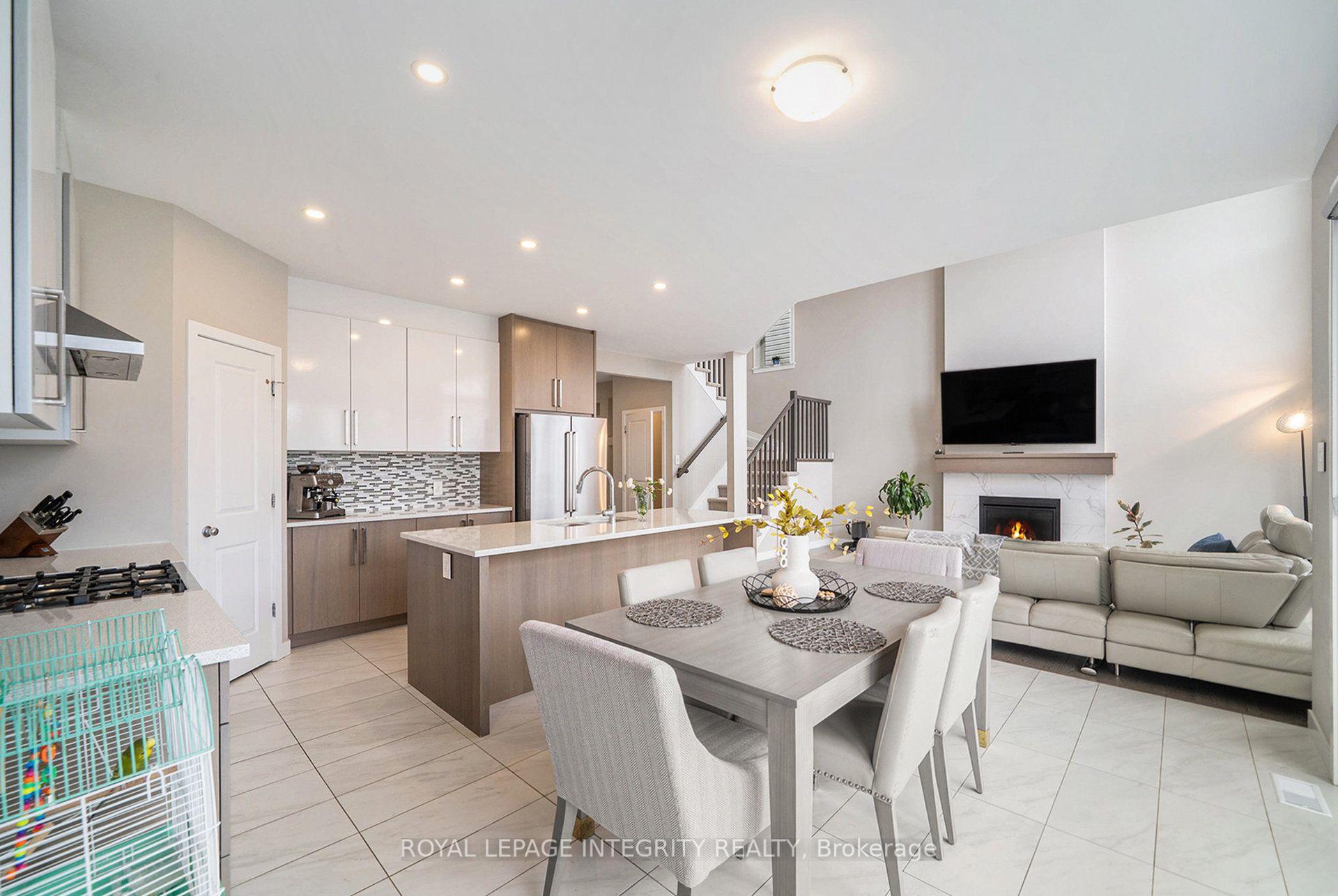 Photo 8 of 126 Groningen Street, Ottawa, Kanata - Emerald Meadows/Trailwest — HOMEH