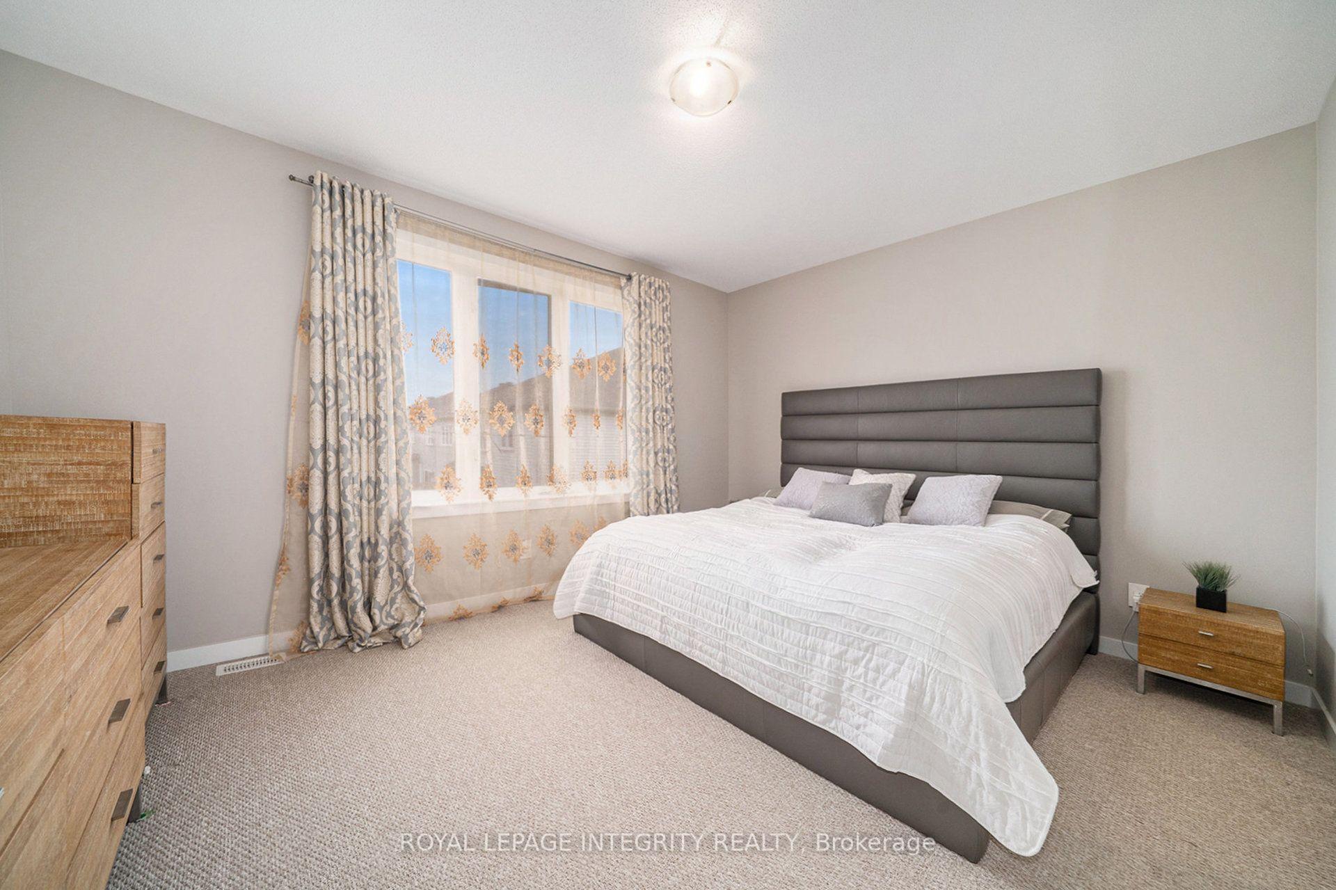 Photo 18 of 126 Groningen Street, Ottawa, Kanata - Emerald Meadows/Trailwest — HOMEH