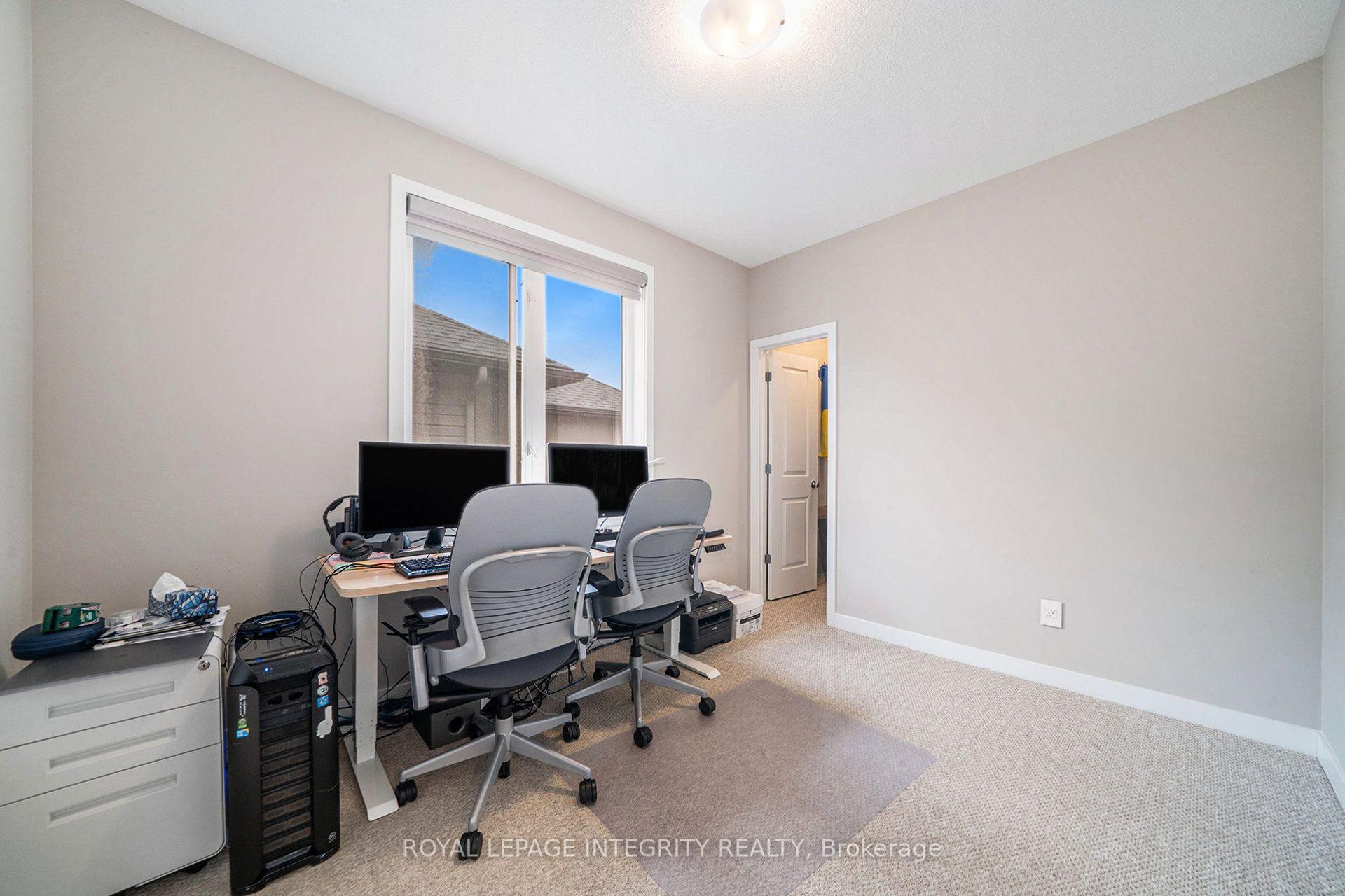 Photo 21 of 126 Groningen Street, Ottawa, Kanata - Emerald Meadows/Trailwest — HOMEH