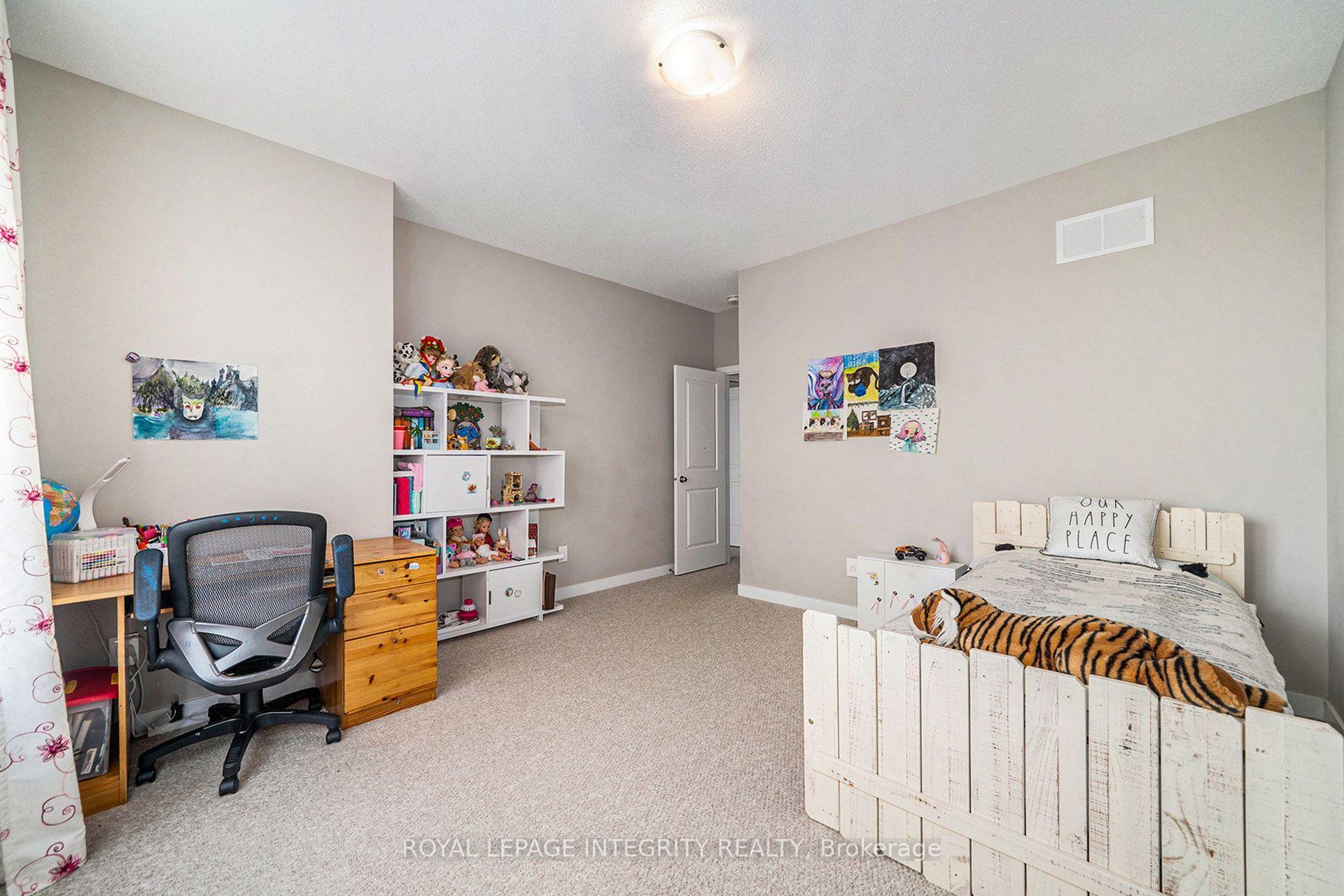 Photo 22 of 126 Groningen Street, Ottawa, Kanata - Emerald Meadows/Trailwest — HOMEH