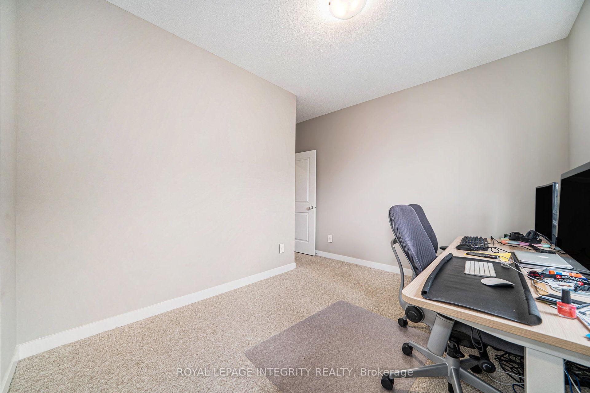 Photo 23 of 126 Groningen Street, Ottawa, Kanata - Emerald Meadows/Trailwest — HOMEH