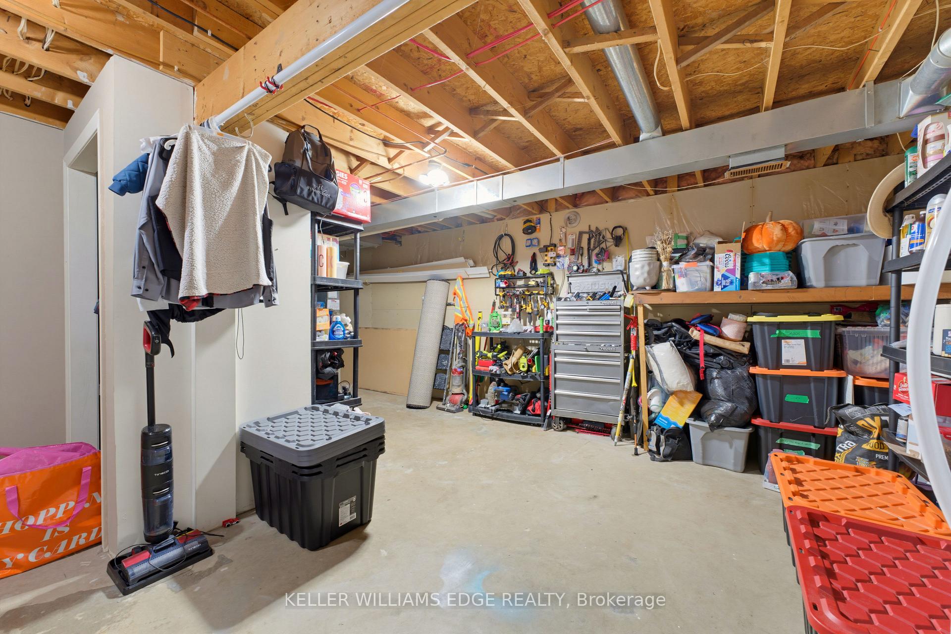 Photo 23 of 431 West Acres Drive, Guelph, Willow West/Sugarbush/West Acres — HOMEH