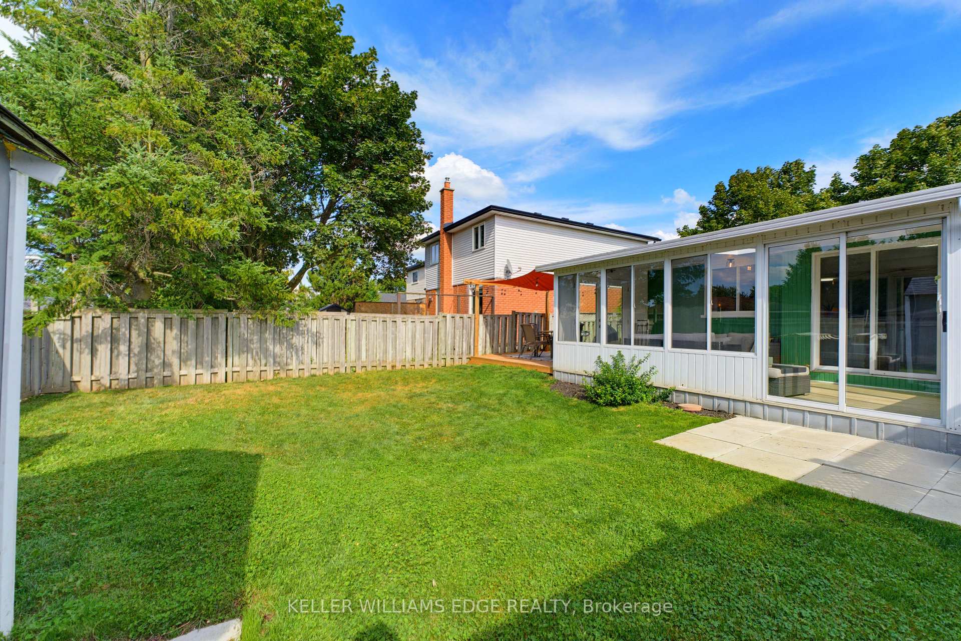 Photo 29 of 431 West Acres Drive, Guelph, Willow West/Sugarbush/West Acres — HOMEH