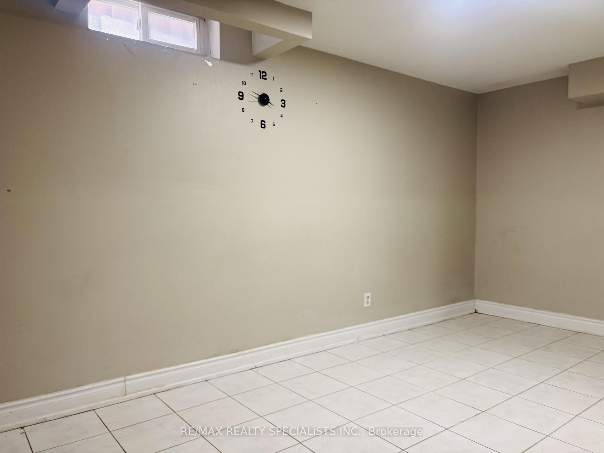 Photo 27 of 33 Cherrytree Drive, Brampton, Fletcher's Creek South — HOMEH